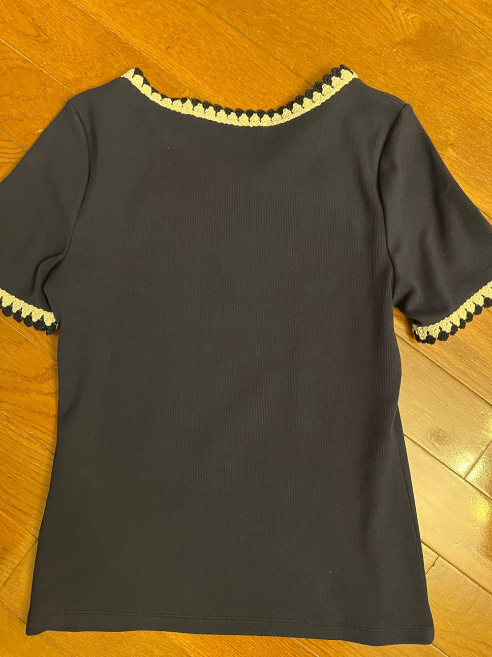 Boden Short Sleeve Navy Top - Picture 6 of 9